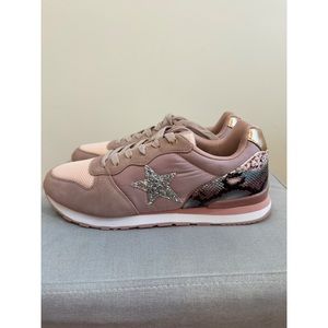 NEW WITH BOX Vintage Havana Varda Sneaker Size 11